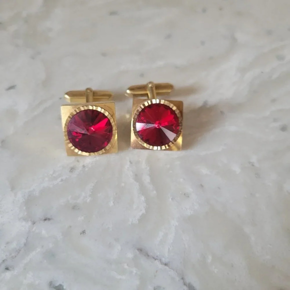 Vintage Gold and Red Stone  Cufflinks - Picture 5 of 5